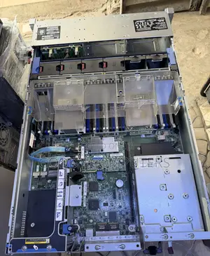 Server HP ProLiant DL380 Gen9 32GB Intel Xeon HDD 2T