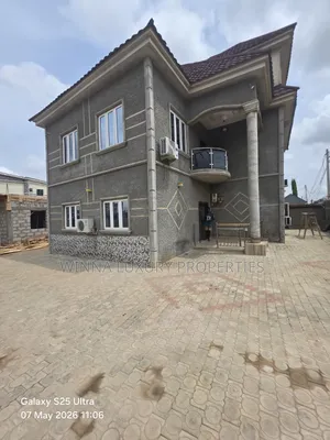 5bdrm Penthouse in Flourish Kapuwa, Lugbe District for rent