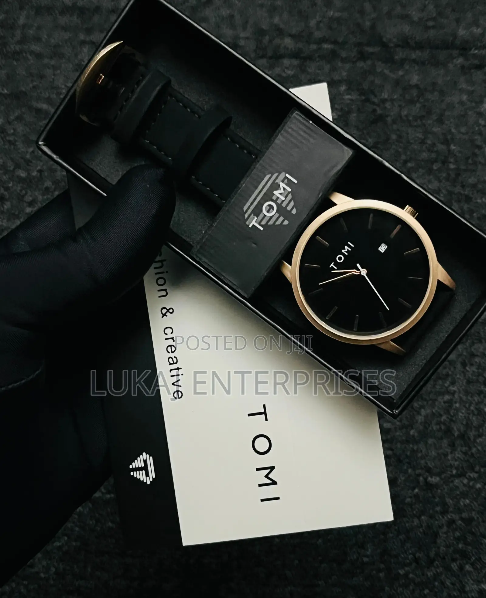 Tomi Simple Leather Watch