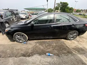 Toyota Camry SE 4dr Sedan (2.5L 4cyl 6A) 2015 Black