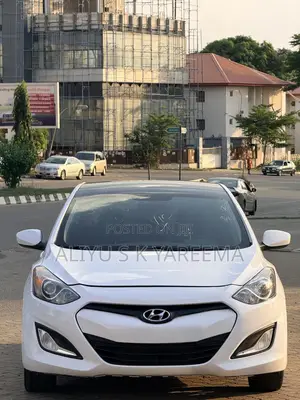 Hyundai Elantra SE 4dr Sedan (1.8L 4cyl 6A) 2014 White