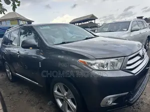 Toyota Highlander 2013 Gray