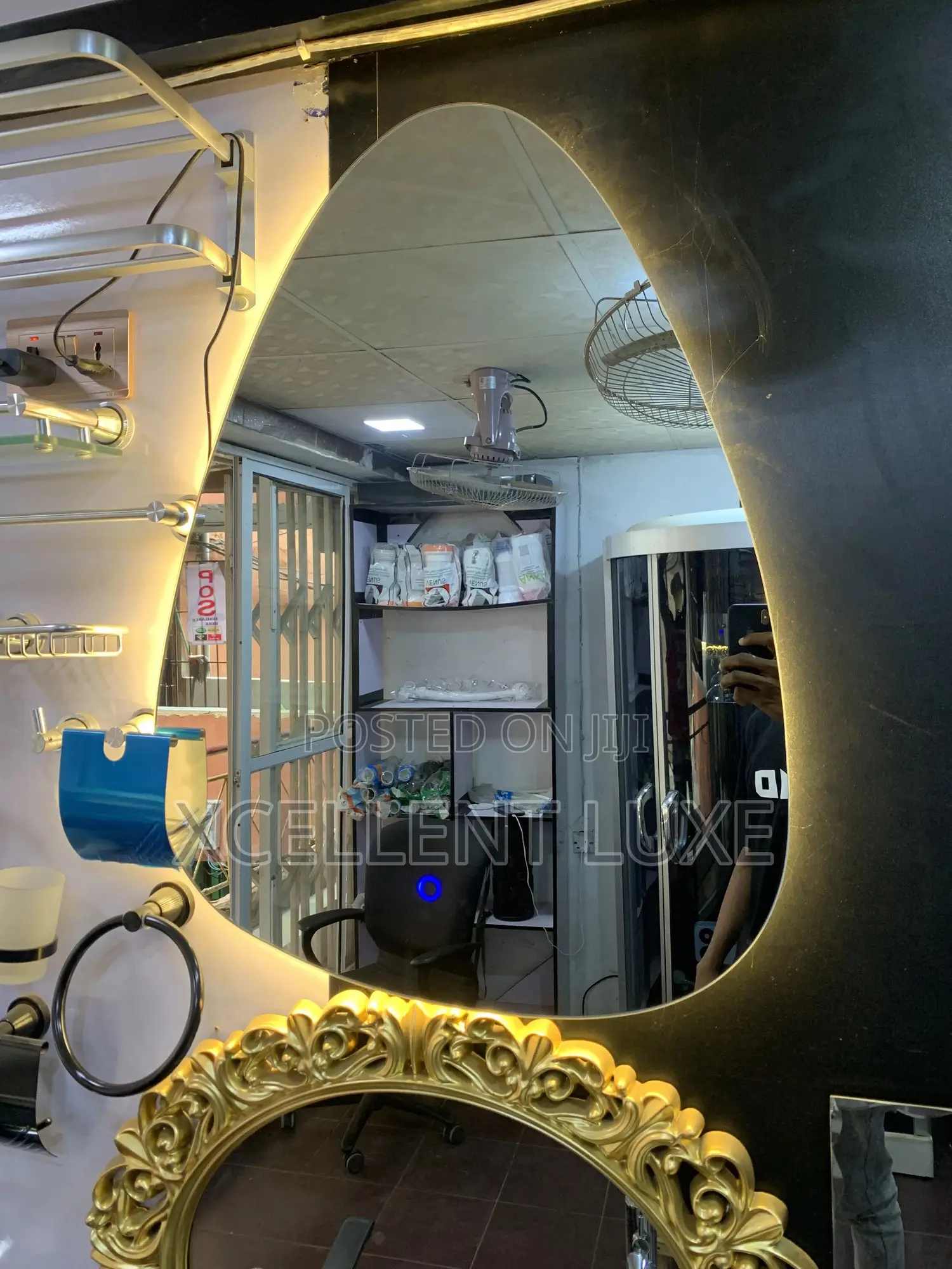 Led Mirror With 3 Lights