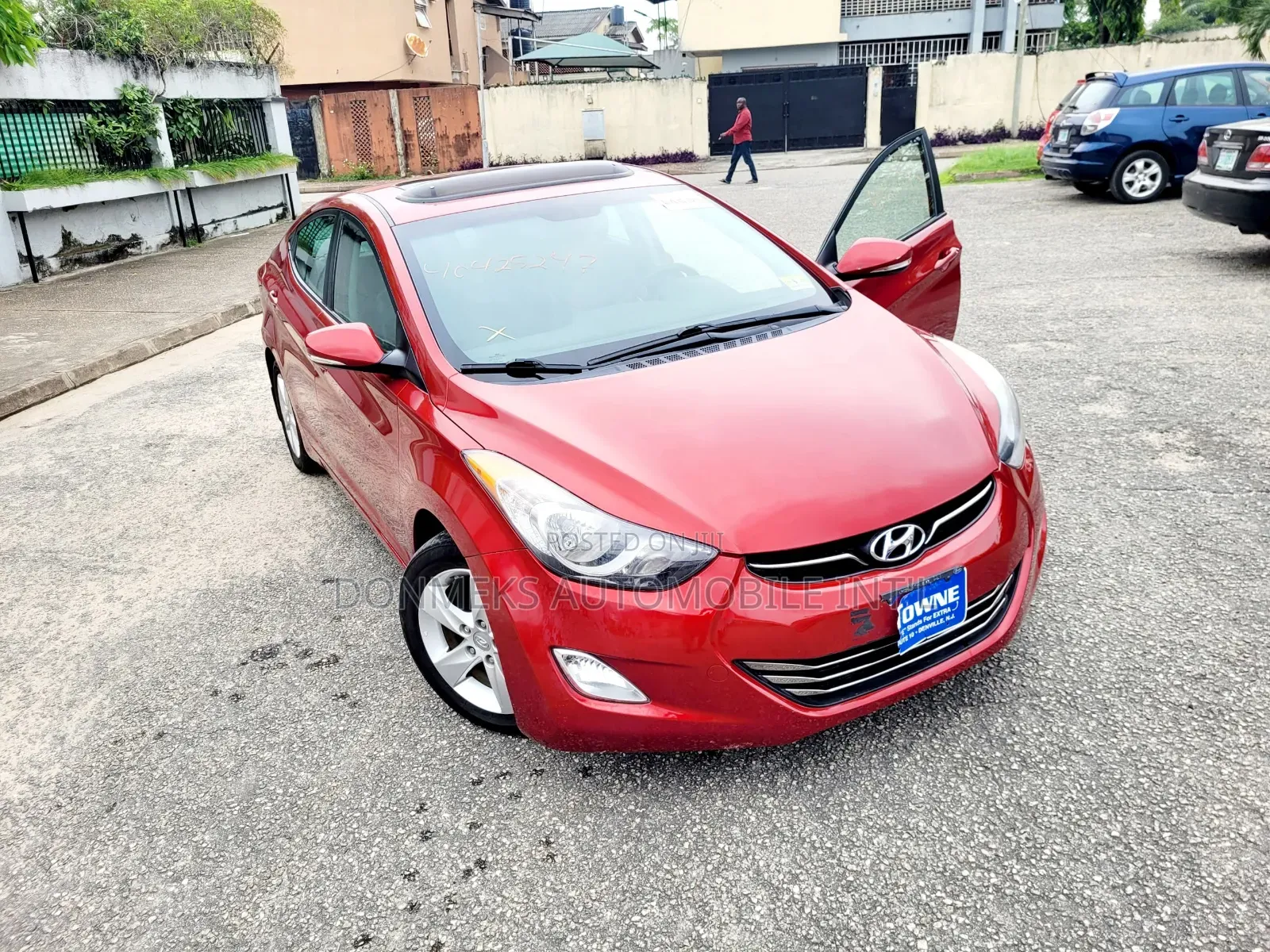 Hyundai Elantra 2012 Red