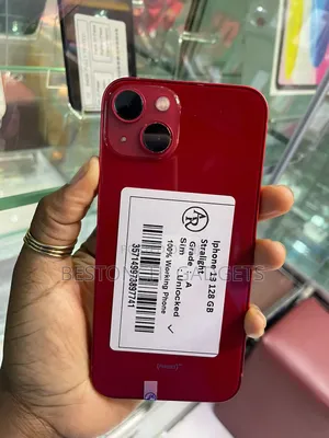 Apple iPhone 13 128 GB Red