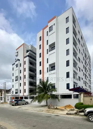 4bdrm Maisonette in Lekki Phase 1 for sale