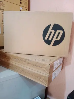 New Laptop HP 240 8GB Intel Core i3 SSD 512GB