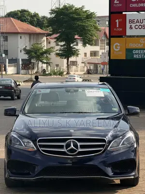 Mercedes-Benz E350 Base 4dr Sedan RWD (3.5L 6cyl 7A) 2014 Blue