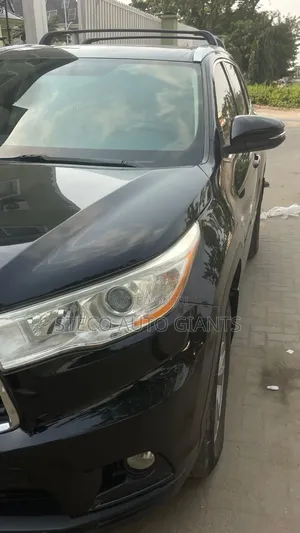 Toyota Highlander 2014 Black