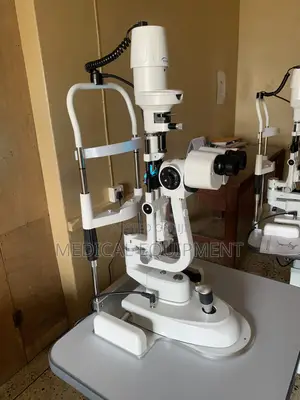 Slit Lamp Biomicroscope