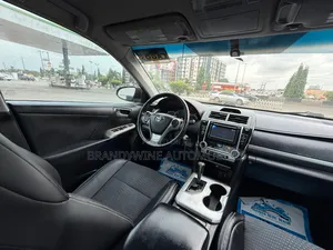 Toyota Camry SE 4dr Sedan (2.5L 4cyl 6A) 2013 Black