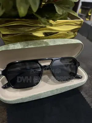 Black Aviator Sunglass