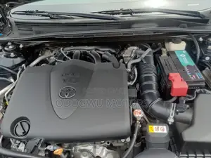Toyota Avalon XLE 2021 Black