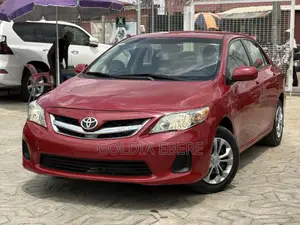 Toyota Corolla 2012 Burgundy