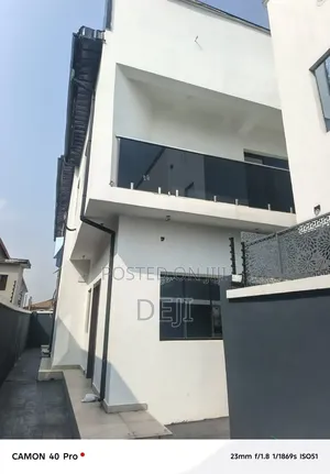 5bdrm Duplex in Ogudu Gra for rent