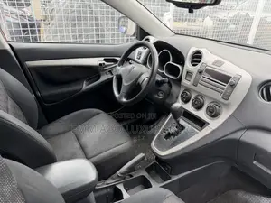 Pontiac Vibe 2009 Red