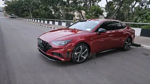 Hyundai Elantra SE 2021 Red