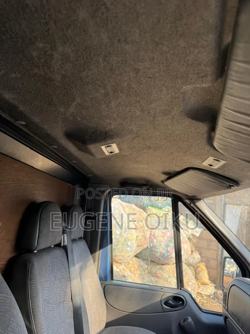 Ford Transit 2006 Blue