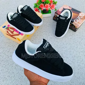Kadulang Unisex Black Sneakers