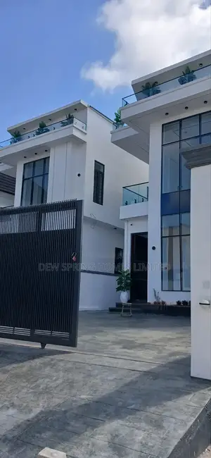 5bdrm Duplex in Harise Drive, Vgc for sale