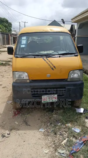 Suzuki APV Minibus 2025 Yellow