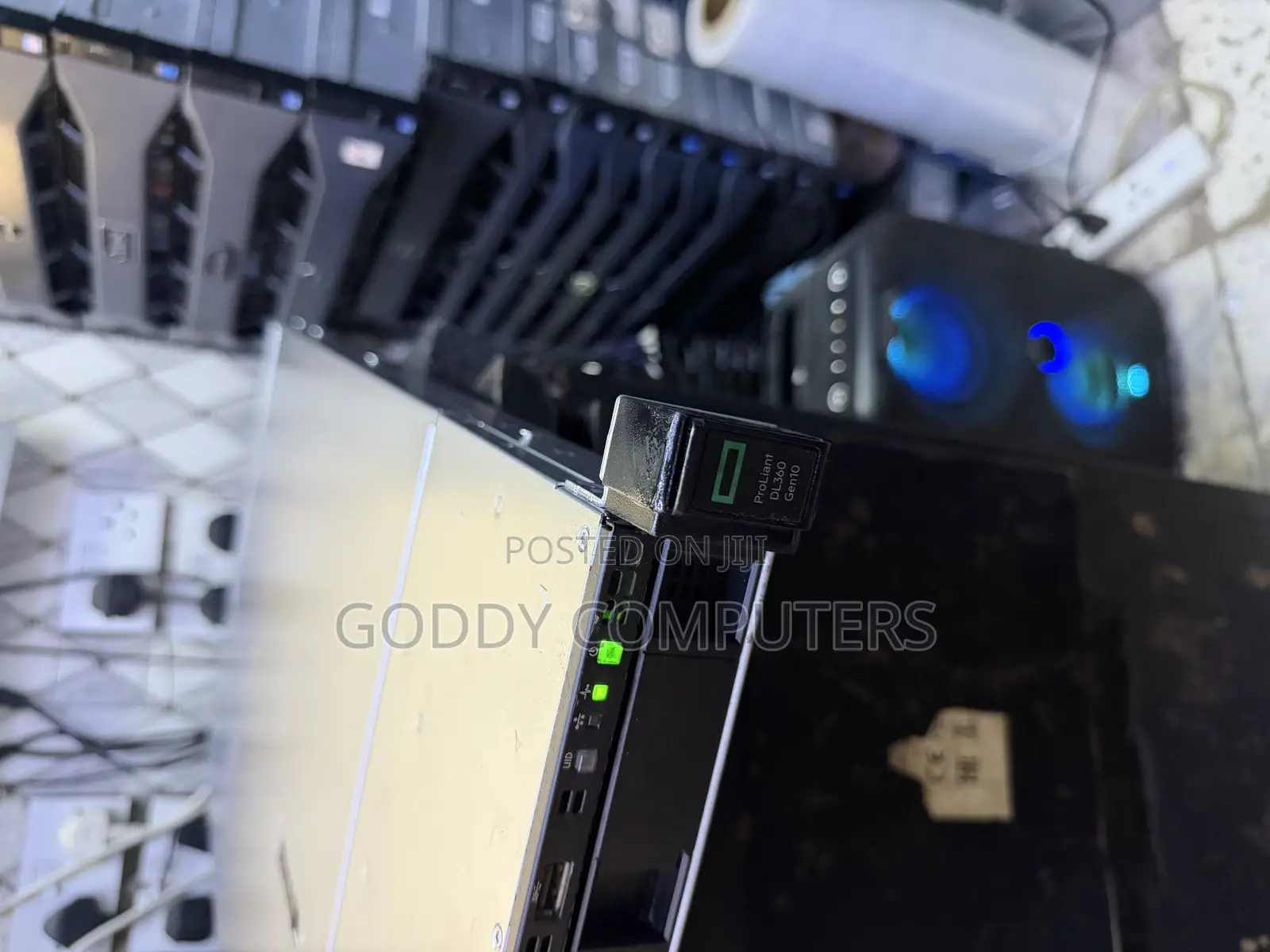 Server HP ProLiant DL360 Gen10 32GB Intel Xeon HDD 2T