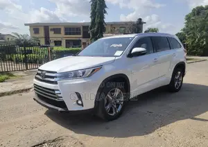 Toyota Highlander 2019 White