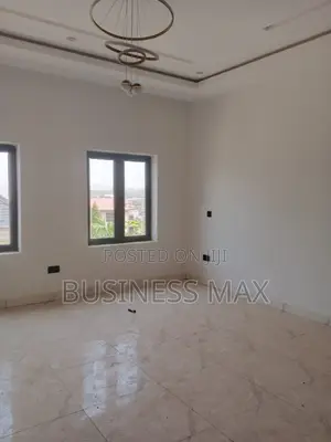 2bdrm Block of Flats in Dakwo for rent