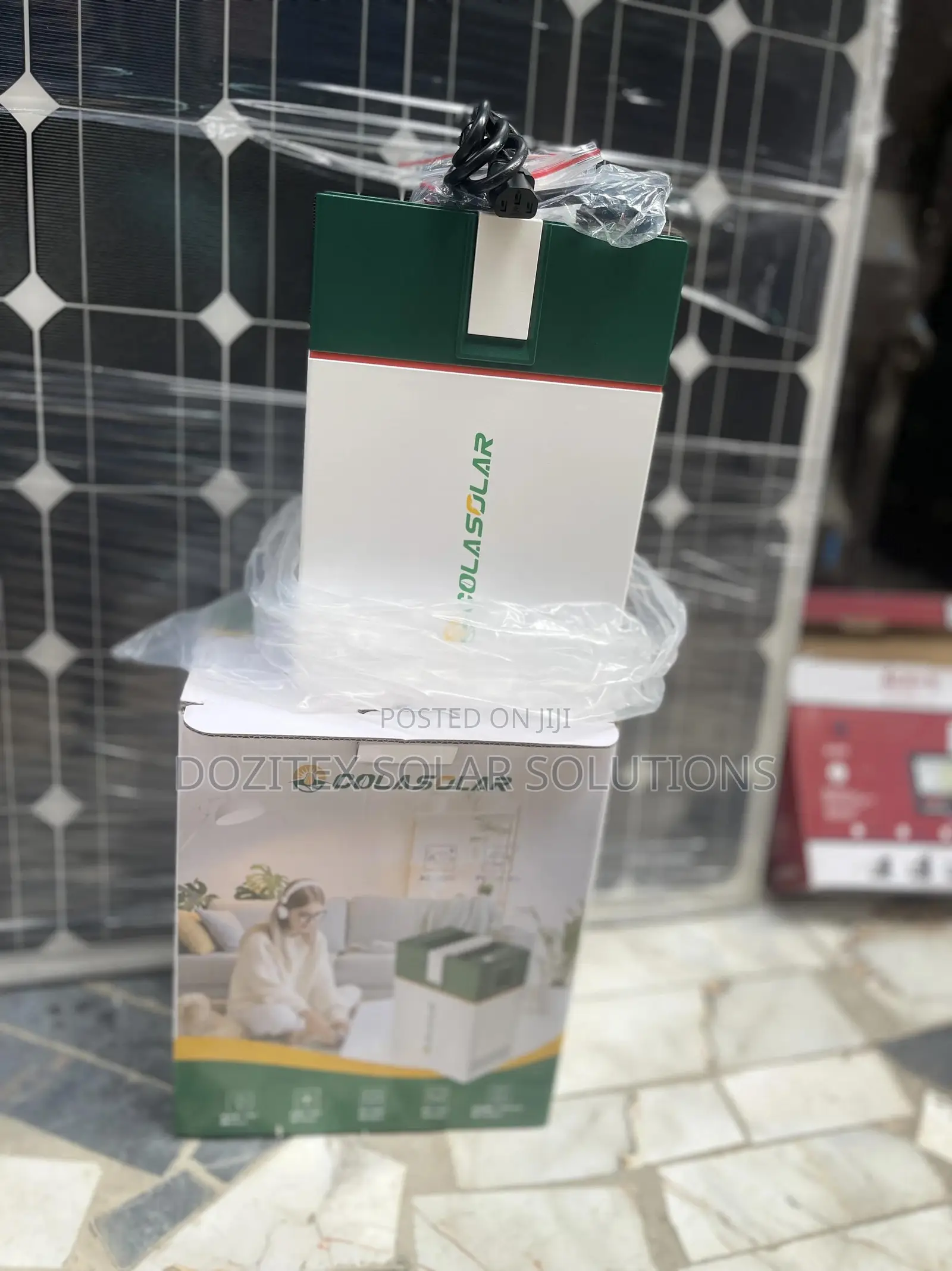 Colar Solar Generator