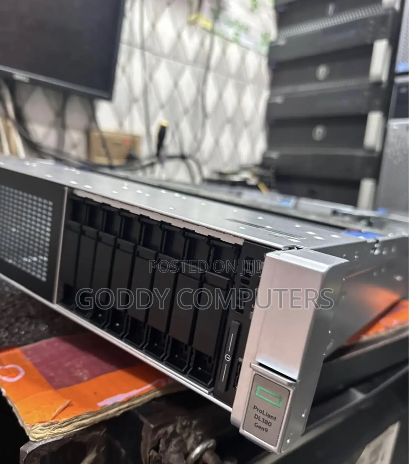 Server HP ProLiant DL360 Gen9 32GB Intel Xeon HDD 2T