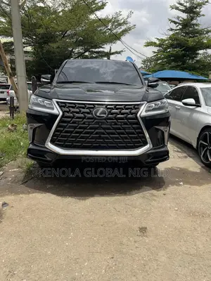 Lexus LX 2021 Black