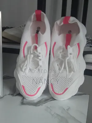 Infinity Quality Sneakers.