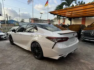 Toyota Camry XSE 2022 White