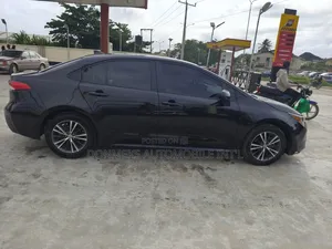 Toyota Corolla 2022 Black
