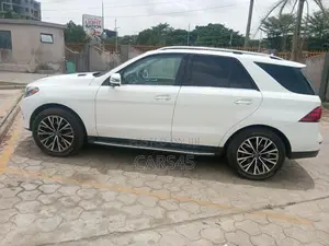 Mercedes-Benz GLE-Class 2016 White