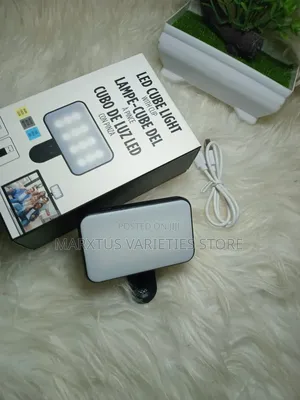 Influencer's Led Cube Light