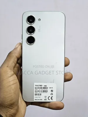 Tecno Spark 40 Pro 128 GB Silver