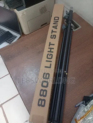 Heavy Duty Tripod Stand