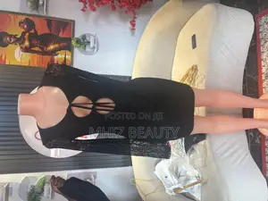 Black Short Gown for Queens
