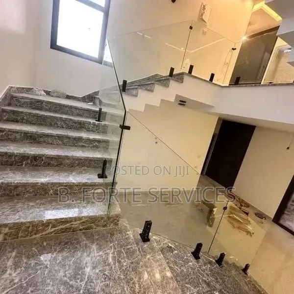 Frameless Stair Glass Railing