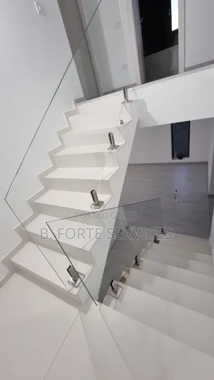 10mm Framless Stair Handrail
