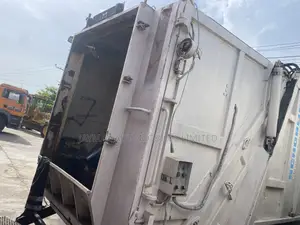 Mercedes Benz Garbage Compactor