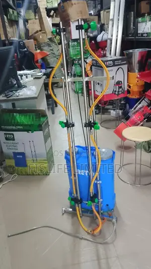 Reto Battery Sprayer With Extended Pole