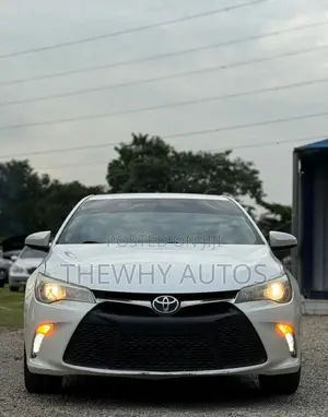 Toyota Camry XSE 4dr Sedan (2.5L 4cyl 6A) 2015 White