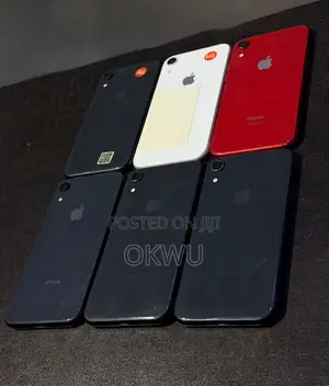 Apple iPhone XR 64 GB White