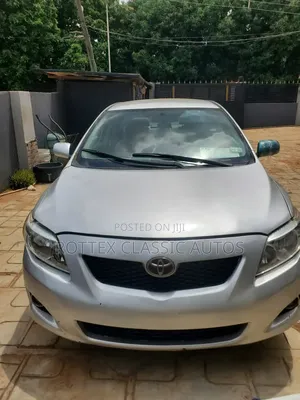 Toyota Corolla 2010 Silver
