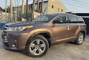 Toyota Highlander 2018 Gray