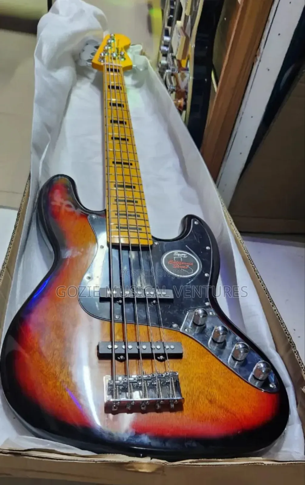 Squier by Fender P Bass Guitar Special Ative Five String
