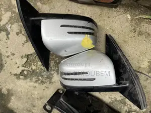 Complete Side Mirror for Gle 350 2017 Model With Camera