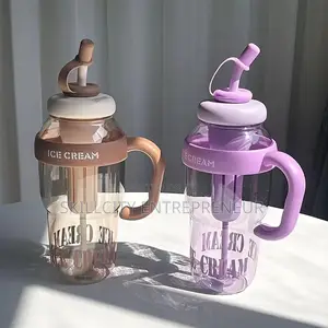 1300ml Insulated Plastic Water Bottle With Straw Handle